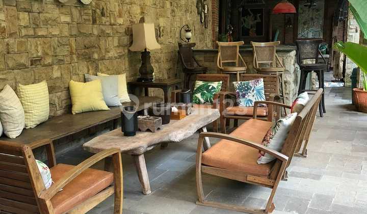 Villa Ethnic Mewah Sawangan Depok LT 2057M Kolam Renang SHM Villa Ethnic Mewah Sawangan Depok LT 2057M Kolam Renang SHM