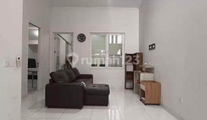 Semi-Furnished House with Free AC and Water Heater in BSD, Tangsel 2