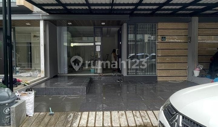 Semi-Furnished 3-Bedroom House in Gading Serpong, Tangerang