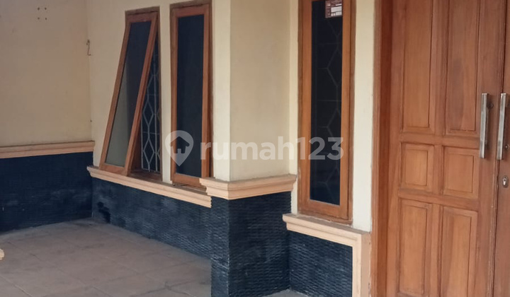 Rumah Siap Huni di Arcamanik LT 175 M² - Lingkungan Tenang & Akses Jalan Lebar