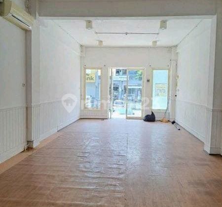 3-Story Shophouse at Gwalk Citraland Ready to Use 2