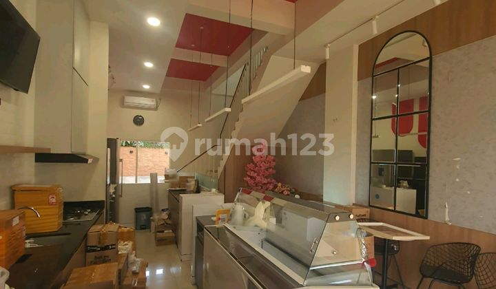 3-Story Shophouse in Galeria Palma Citraland Ready to Use 2