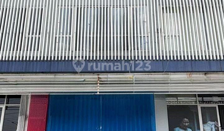 3-Story Shop House in Citraland North Junction Ready for Use