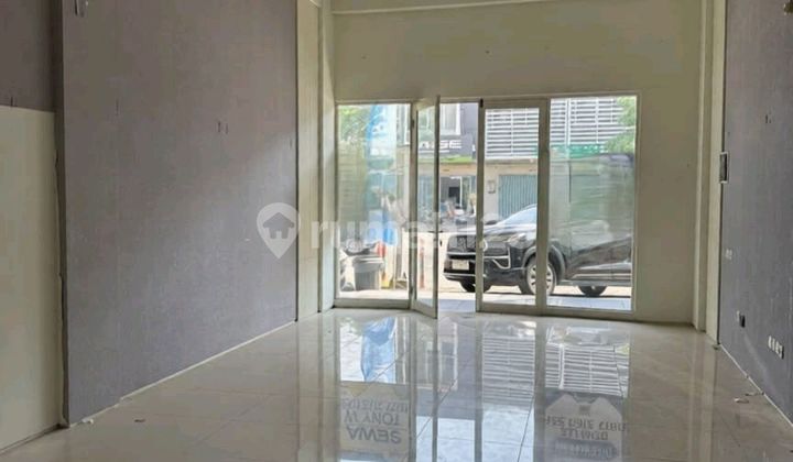 3-Story Shop House in Galeria Palma Citraland Ready to Use 2