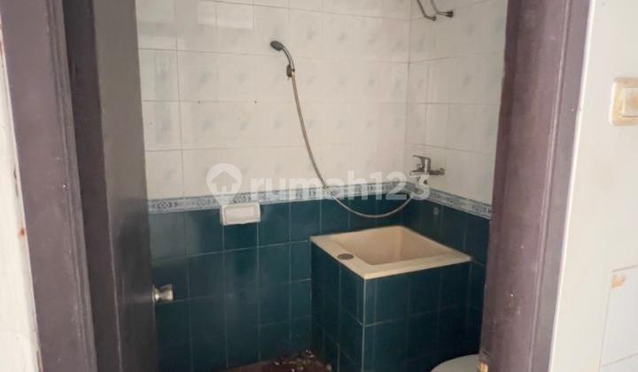 Rumah di Jual Cepat Kondisi Butuh Renovasi Dijual Murah 2