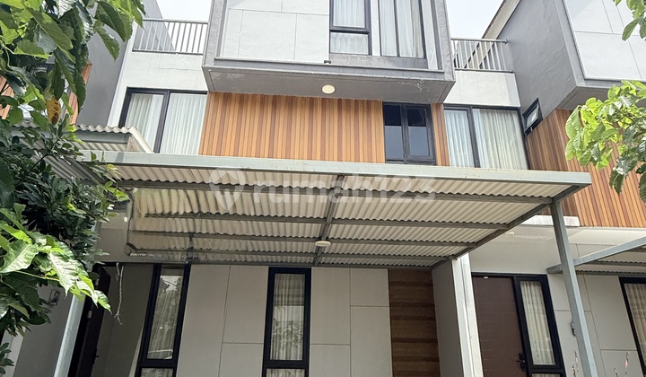 Rumah 3 Lantai Dijual Cepat Harga Nego Sampai Deal