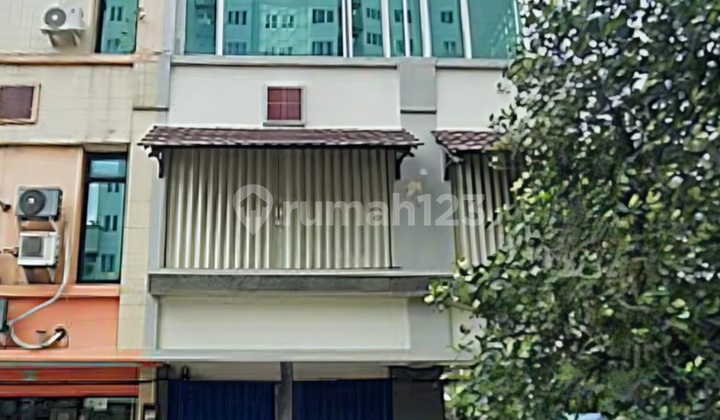 Kelapa Gading - Ruko Mewah dan Strategi. Bagus HGB LT 119.0 M². Unfurnished. Dijl Boulevart Kelapa Gading. Jakarta Utara