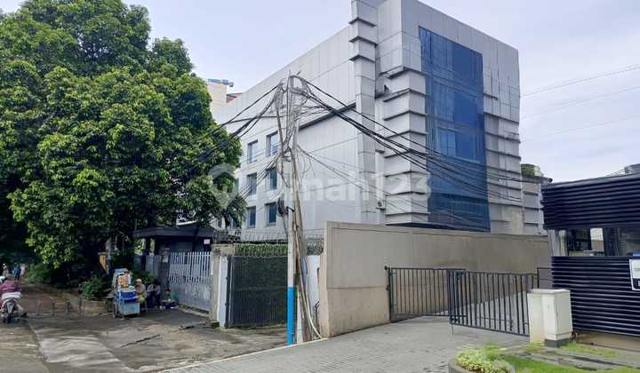 Slipi - Luxury Office Building. Ready for Occupancy. SHGB Land Area 1315 m2. Excellent and Very Well-Maintained. Located on Jalan Letjen S Parman. Jakarta Barat.