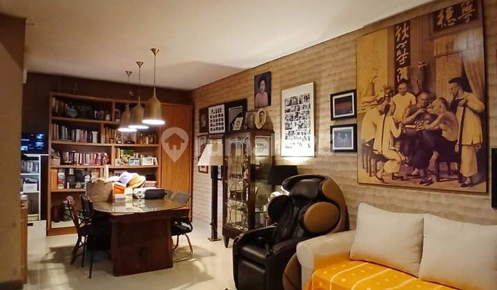 Luxury House Sector 7 Building 450 M² Certificate of Ownership (Sp 0412 Ia)