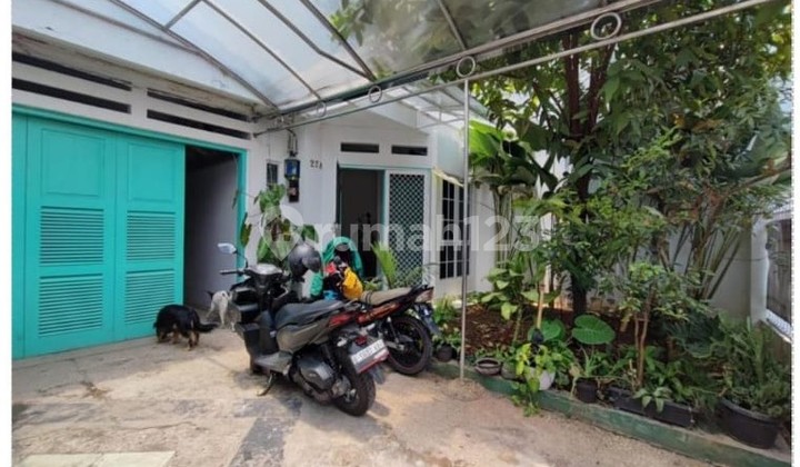 Harga Dibawah NJOP Rumah 2 Lantai Siap Pakai di Mampang Prapatan Jakarta Selatan