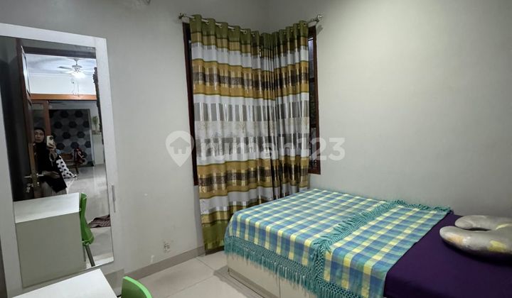 Ready-to-Live House with 10 Fully Furnished Rental Rooms 2