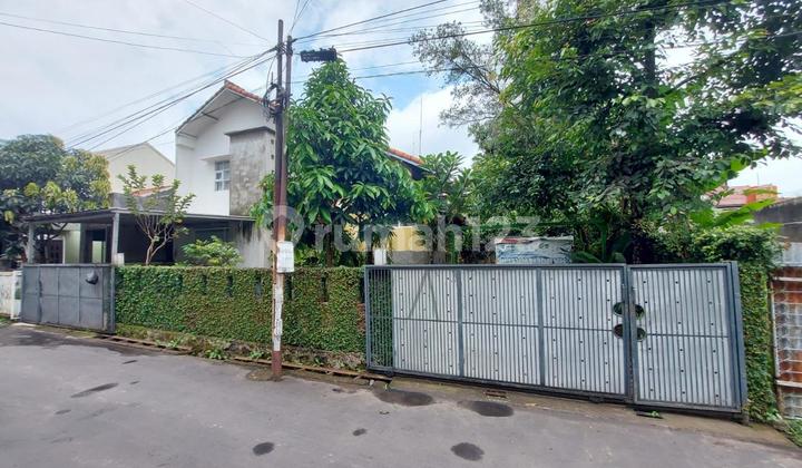 Rumah Luas Besar Asri SHM Antapani Bandung Randusari Rumah Luas Besar Asri SHM Antapani Bandung Randusari