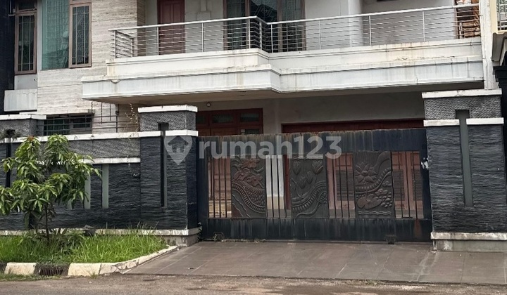 Rumah 2 Lantai Mewah Dekat Tol Cikokol Strategis Rumah 2 Lantai Mewah Dekat Tol Cikokol Strategis