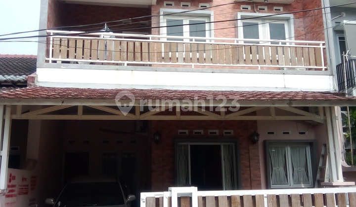 Rumah, 2 Lantai, Siap Huni