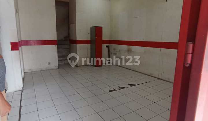 For Rent, Ready-to-Use Shop House, Can Be Used as an Office and Other Businesses, Main Road Location. 2