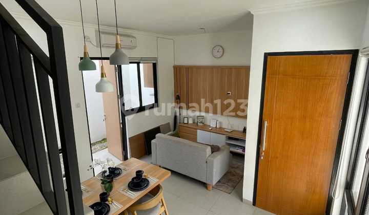 Rumah Siap Huni, Sertifikat Lengkap, Free Biaya-Biaya Dalam Cluster Jatiwarna Rumah Siap Huni, Sertifikat Lengkap, Free Biaya-Biaya Dalam Cluster Jatiwarna