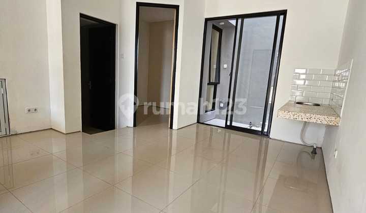 Rumah Baru Desain Modern, Full Bata Merah, Bebas Banjir di Jatiwaringin Rumah Baru Desain Modern, Full Bata Merah, Bebas Banjir di Jatiwaringin