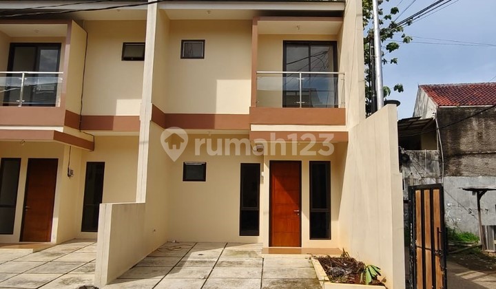 Rumah Baru Ready, Akses 2 Mobil Selangkah Jalan Utama, Tanpa DP, di Cluster Jatiasih Rumah Baru Ready, Akses 2 Mobil Selangkah Jalan Utama, Tanpa DP, di Cluster Jatiasih