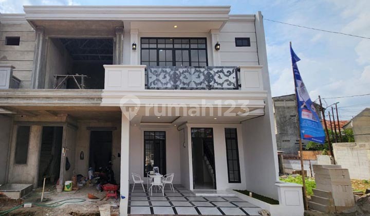 Rumah Baru American Style, Selangkah ke LRT Ciracas, Jakarta Timur Rumah Baru American Style, Selangkah ke LRT Ciracas, Jakarta Timur