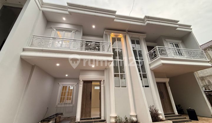 Rumah Mewah Cikeas Cibubur 2 Lantai Pinggir Jalan Dekat Tol