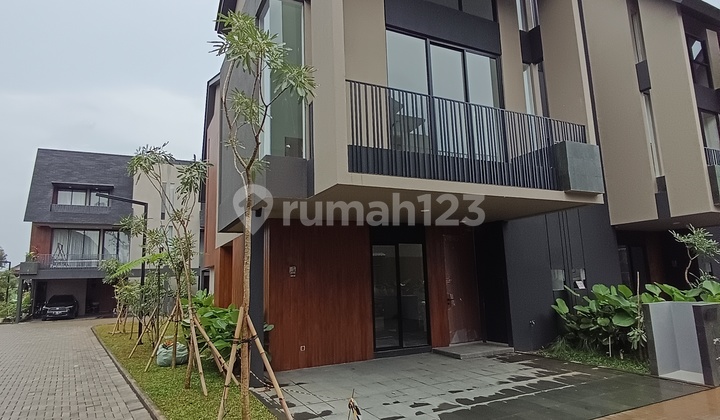 Rumah Siap Huni Full Fasilitas di Lebak Bulus SHM