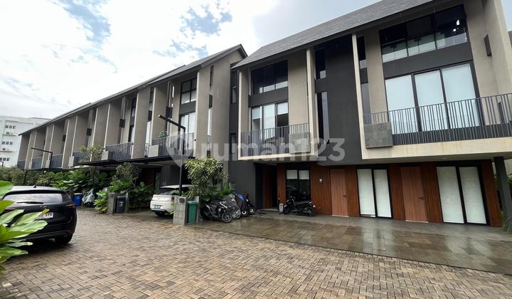 Exclusive 3-Story Cluster Fully Equipped Ready for Occupancy 2