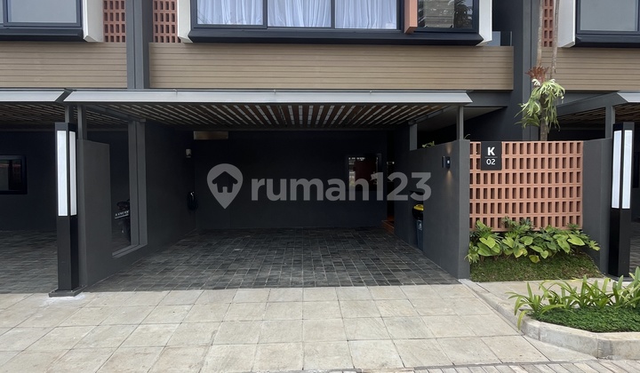 2-Story House in East Jakarta