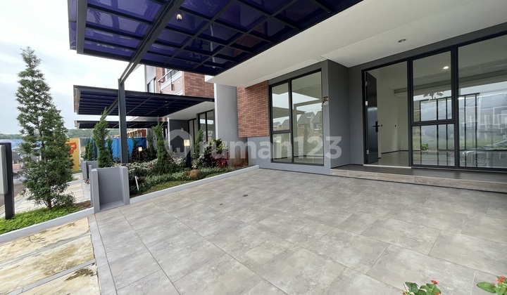 Rumah 2 Lantai Deket Pintu Tol Kawasan Cibubur 2