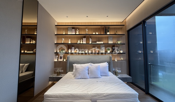 Luxury 3-Story House in the Kotawisata City Area, Near the Toll Road 2