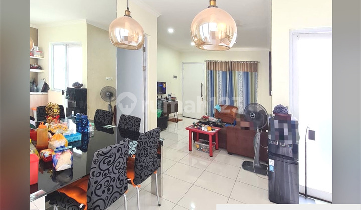 Fully Furnished House, Ready to Live in at Legenda Wisata. 2