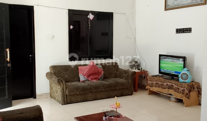 Rumah siap huni di Kavling DKI 2