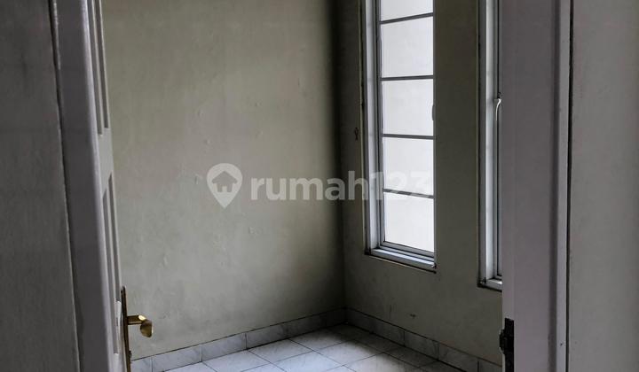 Ready-to-Occupy House in Legenda Wisata 2