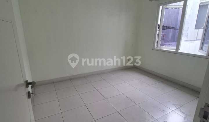 Ready-to-Occupy House in Tourist City 2