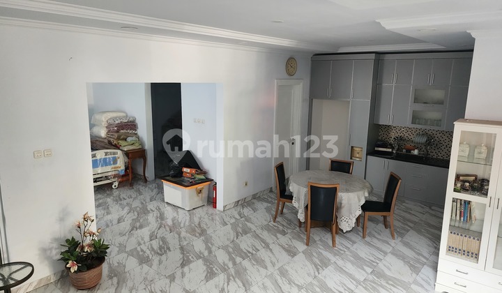 Rumah di Kota Wisata per tahun posisi boulevard 2