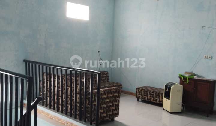 House near Margonda Road, toll road, and UI Campus. 2