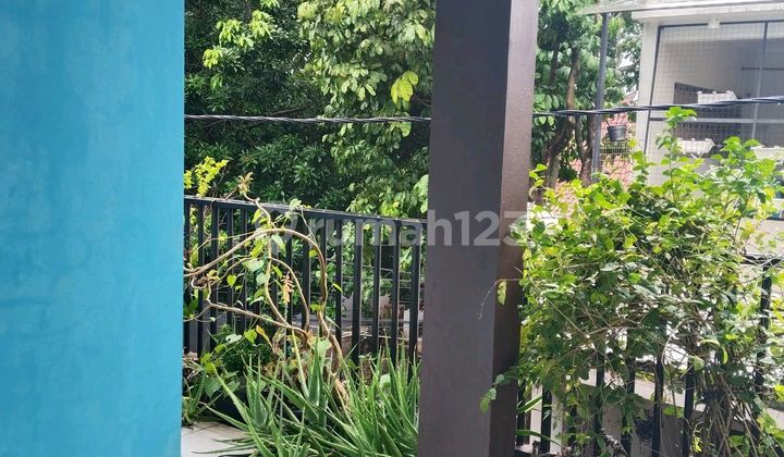 Rumah Lantai Pinggir Tol Juanda 1