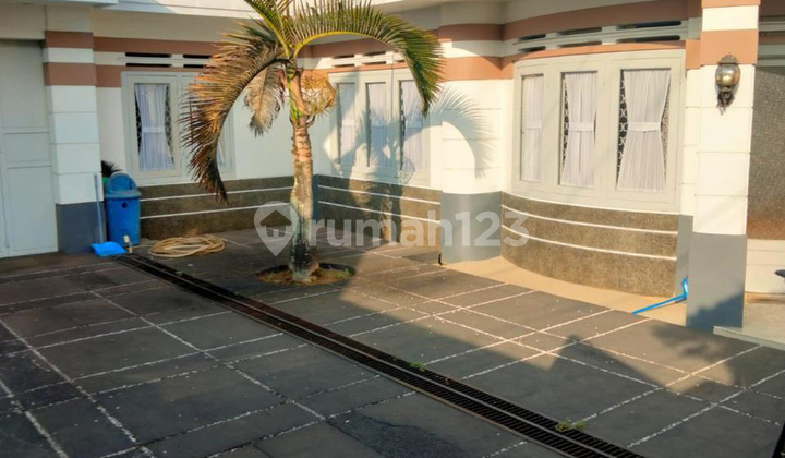 Rumah yang Indah dengan Segala Fasilitasnya.