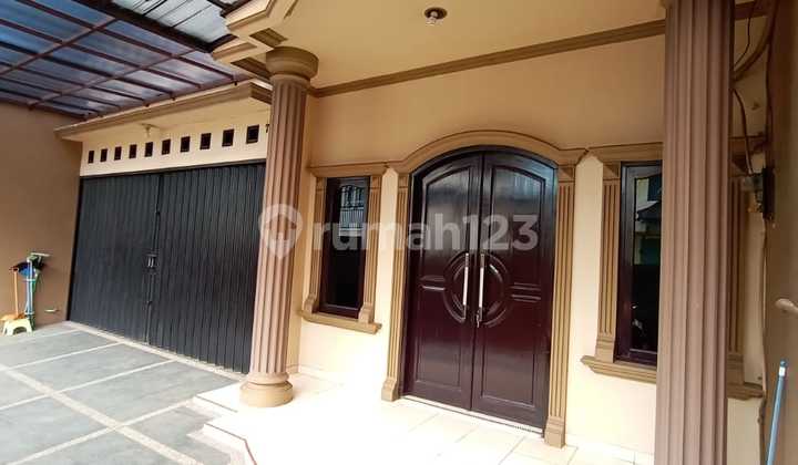 Rumah Dijual Meruya Utara 2 Lantai Dekat Carefur Express