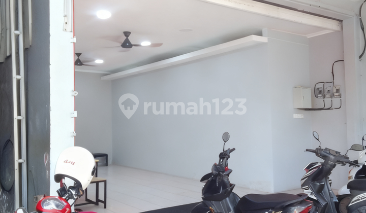 Shop House for Sale in Parung, Strategic Location Near the Market