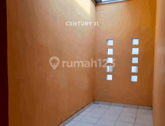 Hook House 2 Floors in Margorejo Sleman 500M From Jamal KM 16 2