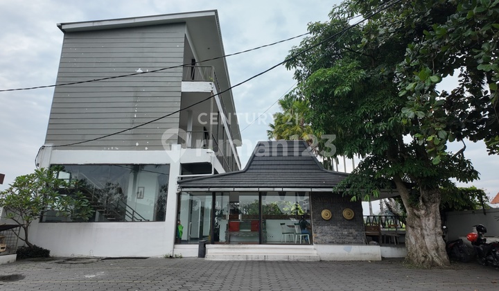 Villa dan Resto di Ngaglik Cocok untuk Usaha atau Investasi