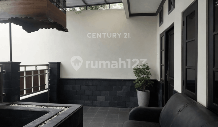 Rumah 2Lt Dalam Perumahan Dekat Budi Mulia Maguwoharjo 2