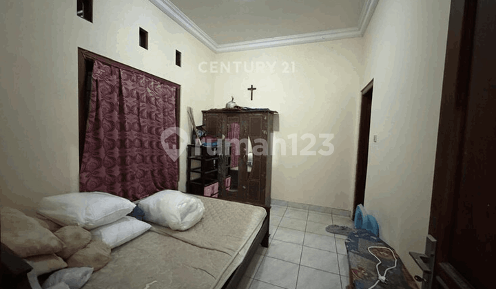 Rumah 2Lt Dalam Perumahan dengan One Gate System di Ngaglik 2