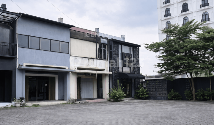 Ruko 3 Lantai di Ringroad Utara Ideal untuk Bisnis
