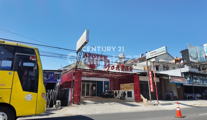 Ruko Apotek Depan Swalayan Mulia di Jalan Godean Ruko Apotek Depan Swalayan Mulia di Jalan Godean