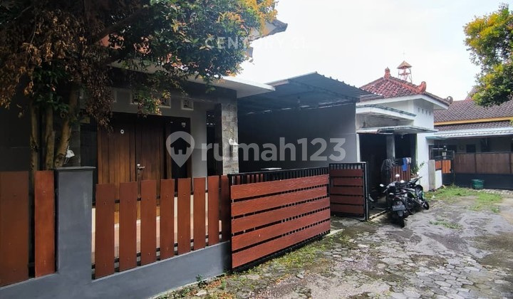 Ready-to-occupy House in Jogja Ringroad Near UTY Campus 2