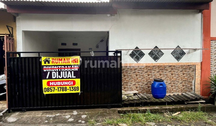 Dijual Cepat Rumah Full Renovasi - Siap Huni - Dekat Bandara! Dijual Cepat Rumah Full Renovasi - Siap Huni - Dekat Bandara!