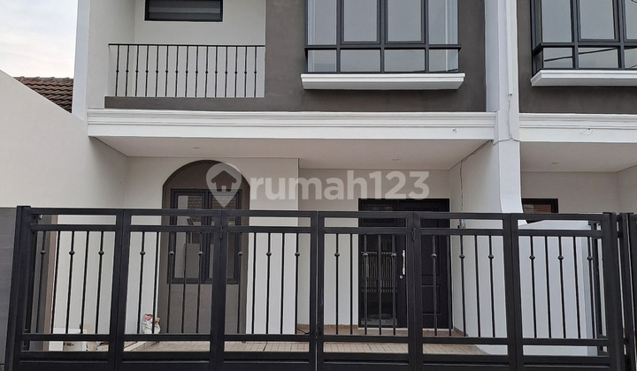 A066. For Sale, New 2-Story House in Pondok Tjandra 2