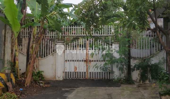 A110. For Sale House, Land Area Calculated, Taman Darmo Harapan 1