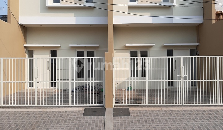 A081. For Sale New Fresh Modern Minimalist Nirwana Executive House 1